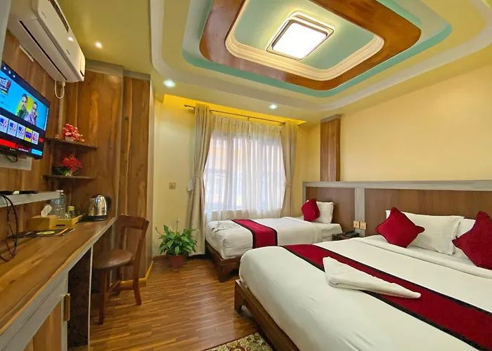 Five Season Hotel