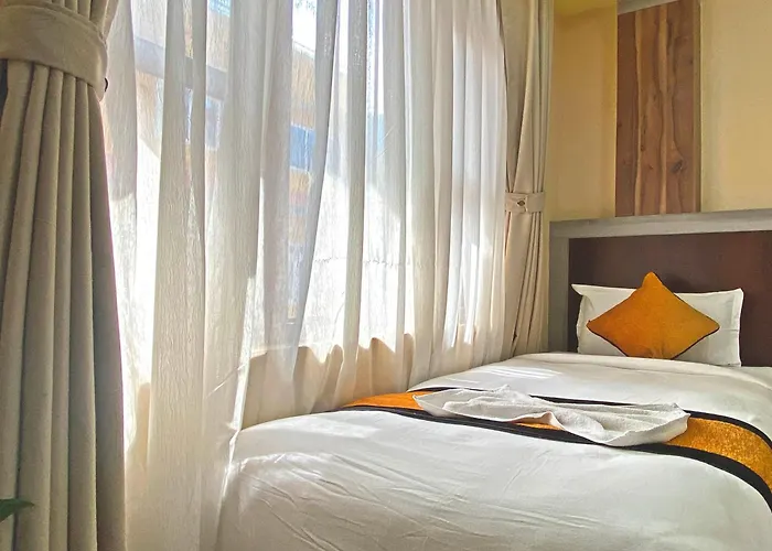 Five Season Hotel